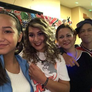 Meet your Posher, Ana